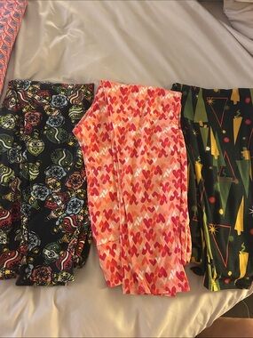 LuLaRoe set of three holiday Leggings